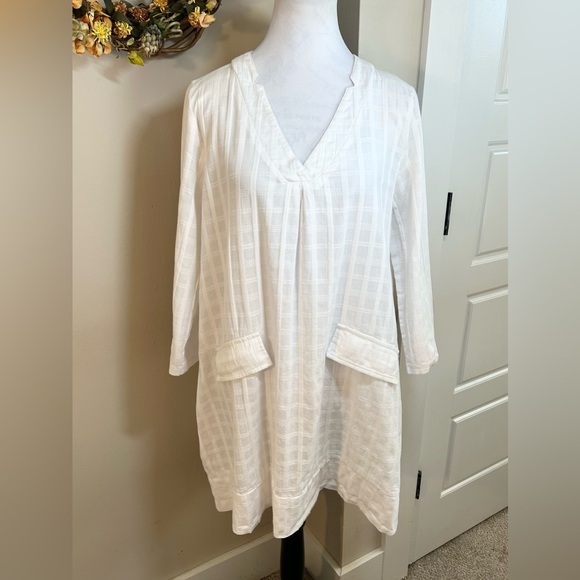 POMANDER PLACE Tuckernuck White Mini Carolina All Cotton Resort Caftan Sz Medium - Picture 2 of 12